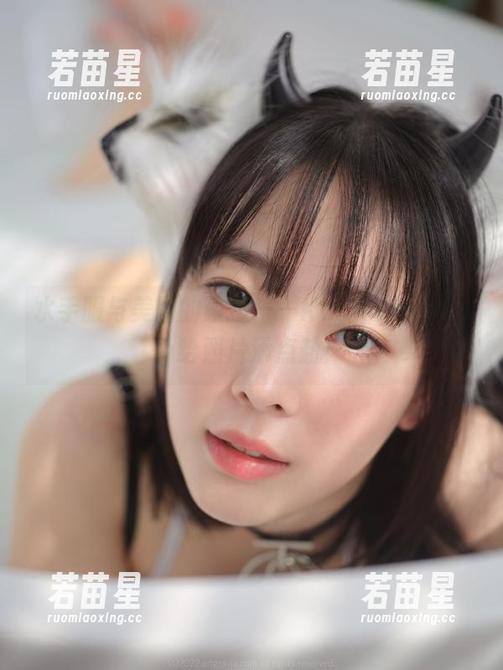 Kang Inkyung 水手服与美图的碰撞——Kang Inkyung给照片添点盐!
